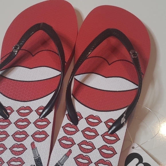 Harajuku Lovers Gwen Stefani flip flop - Picture 3 of 8